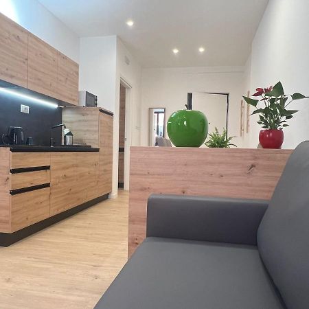 Yugogo Mazzini 41 - Bilocale Trento Centro Apartman Kültér fotó