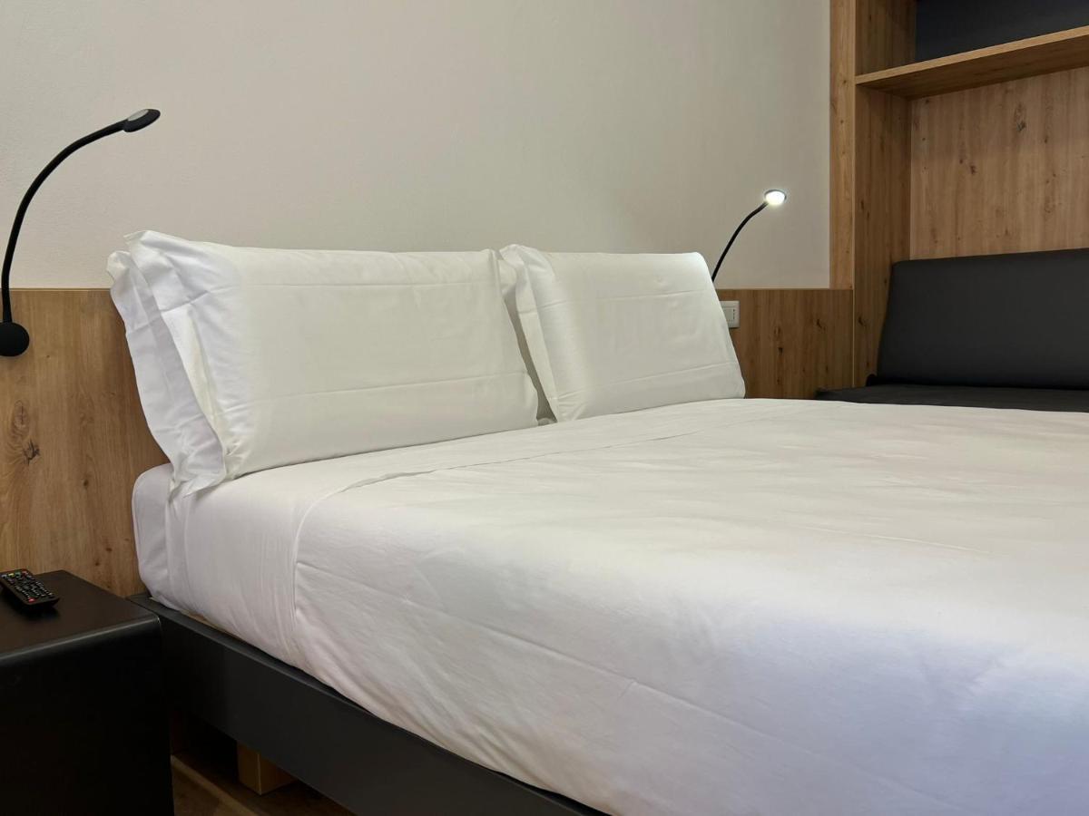 Yugogo Mazzini 41 - Bilocale Trento Centro Apartman Kültér fotó