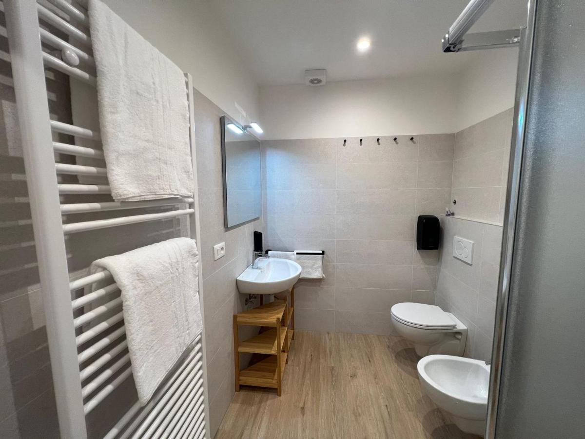 Yugogo Mazzini 41 - Bilocale Trento Centro Apartman Kültér fotó